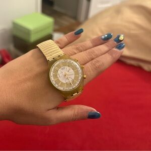 1992 vintage  Swatch  chrono gold